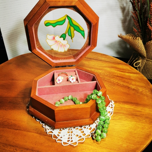 Vintage Octagonal Wooden Jewelry Box with Faux Stained Glass Lid - Picture 3 of 16
